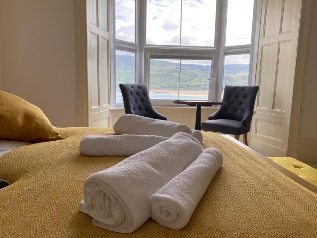 No6 Bed and Breakfast Barmouth Buitenkant foto