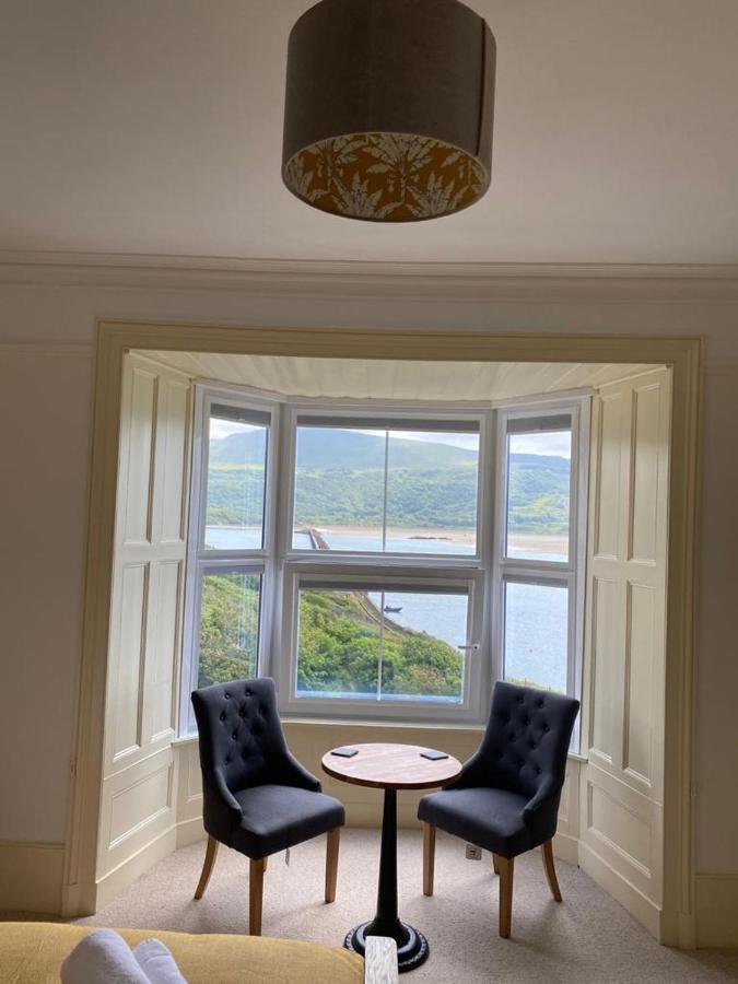 No6 Bed and Breakfast Barmouth Buitenkant foto