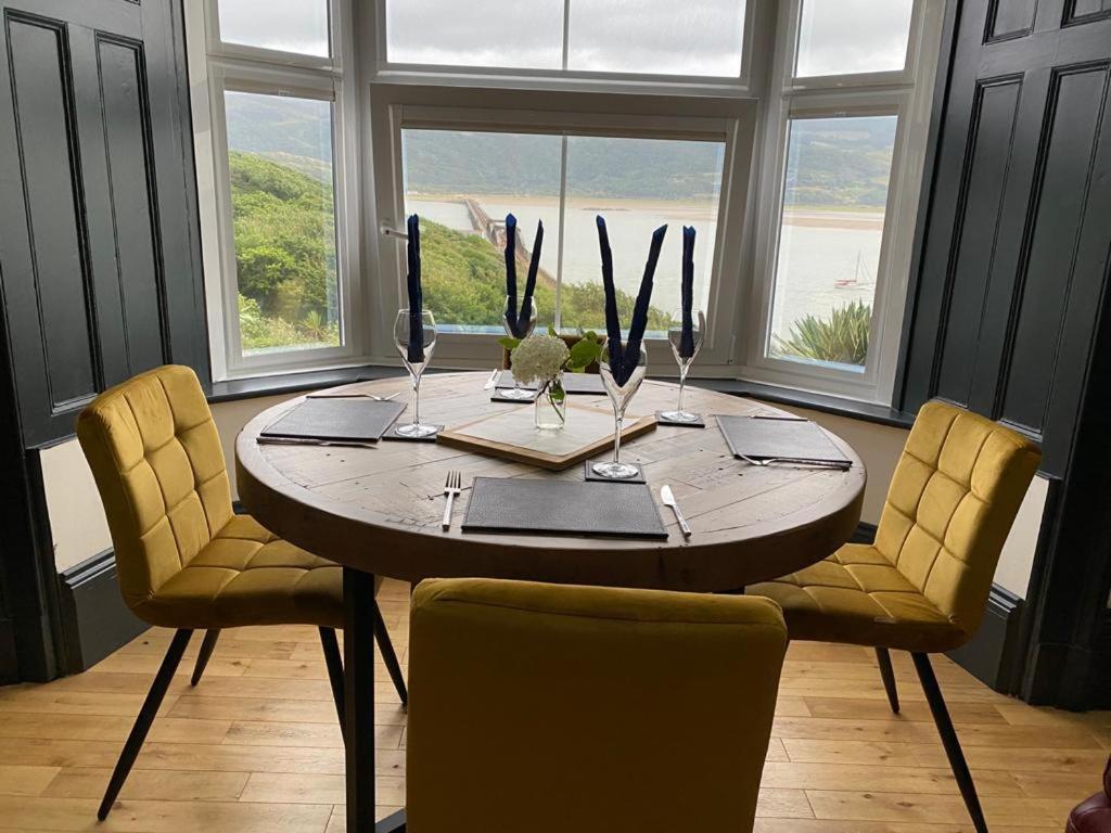 No6 Bed and Breakfast Barmouth Buitenkant foto